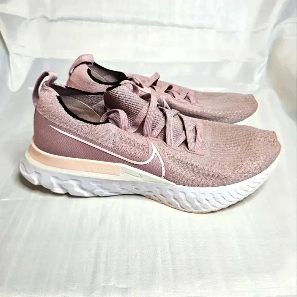 Woman's Nike React‎ Infiniti Running Shoes